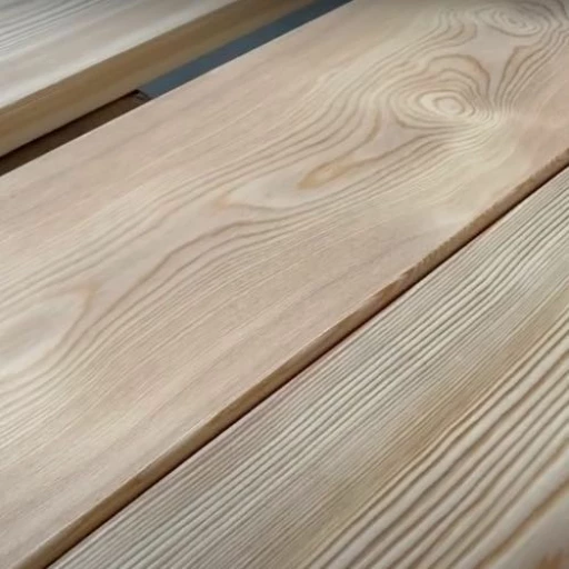 Доска террасная лиственница гладкая 28*142*2500, сорт Классик (0,355м2)